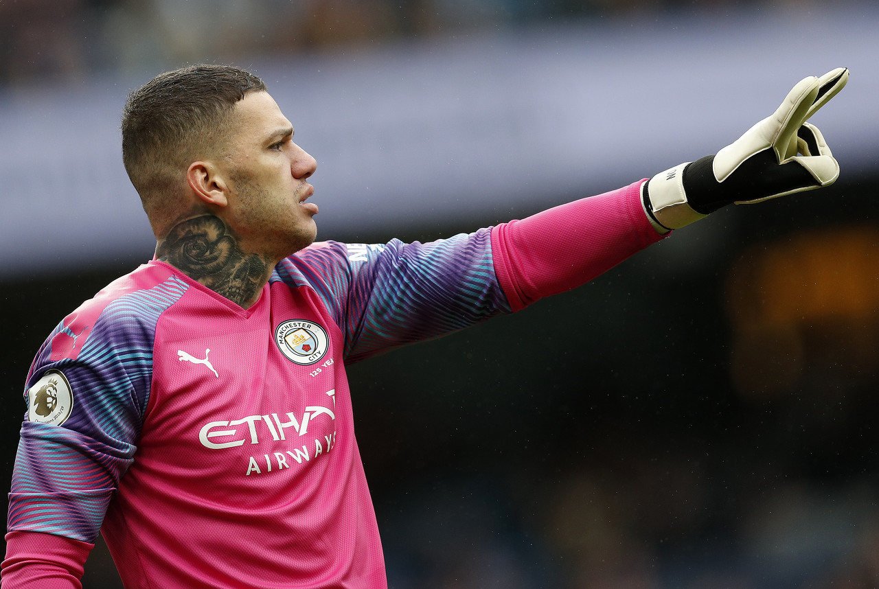 开云app-记者：年薪800万欧+奖金，费内巴切为埃德森开出3年合同