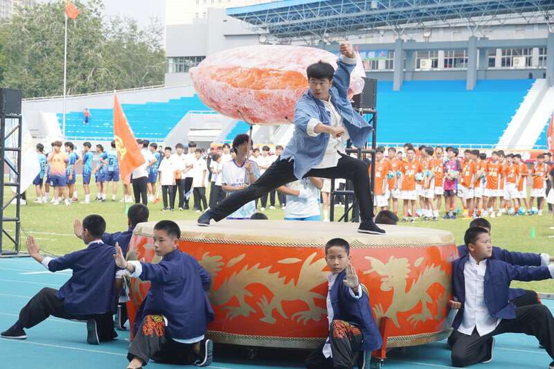 云体育入口-2025“郸青超”开赛，绿茵场“燃”动文体旅商融合发展