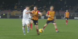 kaiyun中国官网-【意甲】普利希奇双响，米兰连追3球3比2逆转莱切！