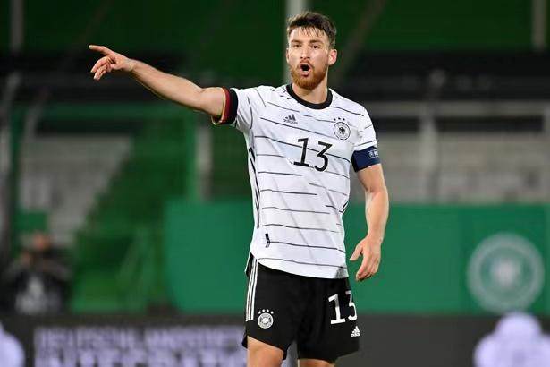 kaiyun-德国队缺铁腰？请留意这个苗子，不然土耳其要抢了！