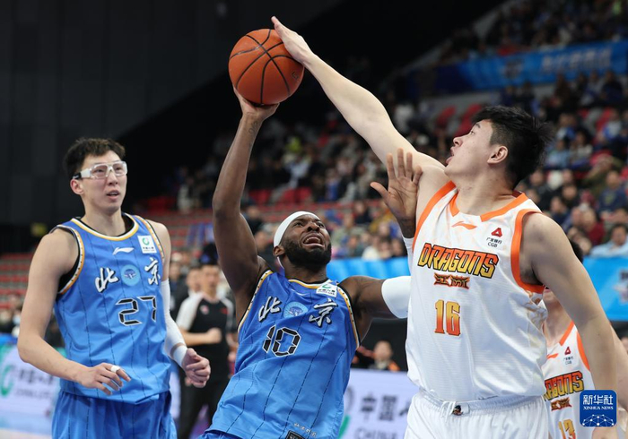 CBA常规赛：北京北汽胜江苏肯帝亚|男子篮球|张晨|篮球职业联赛|江苏肯帝亚队|北京北汽队_新浪体育_新浪新闻