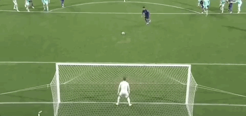 开云网页-广岛1-0柔佛总比分2-3遭淘汰,木下康介点射破门,阿里瓦斯中柱