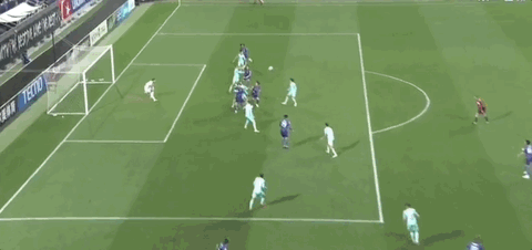 开云网页-广岛1-0柔佛总比分2-3遭淘汰,木下康介点射破门,阿里瓦斯中柱