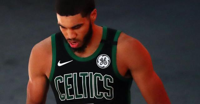 开云网页-塔图姆遭前辈炮轰 缺少领袖已成绿军最棘手问题