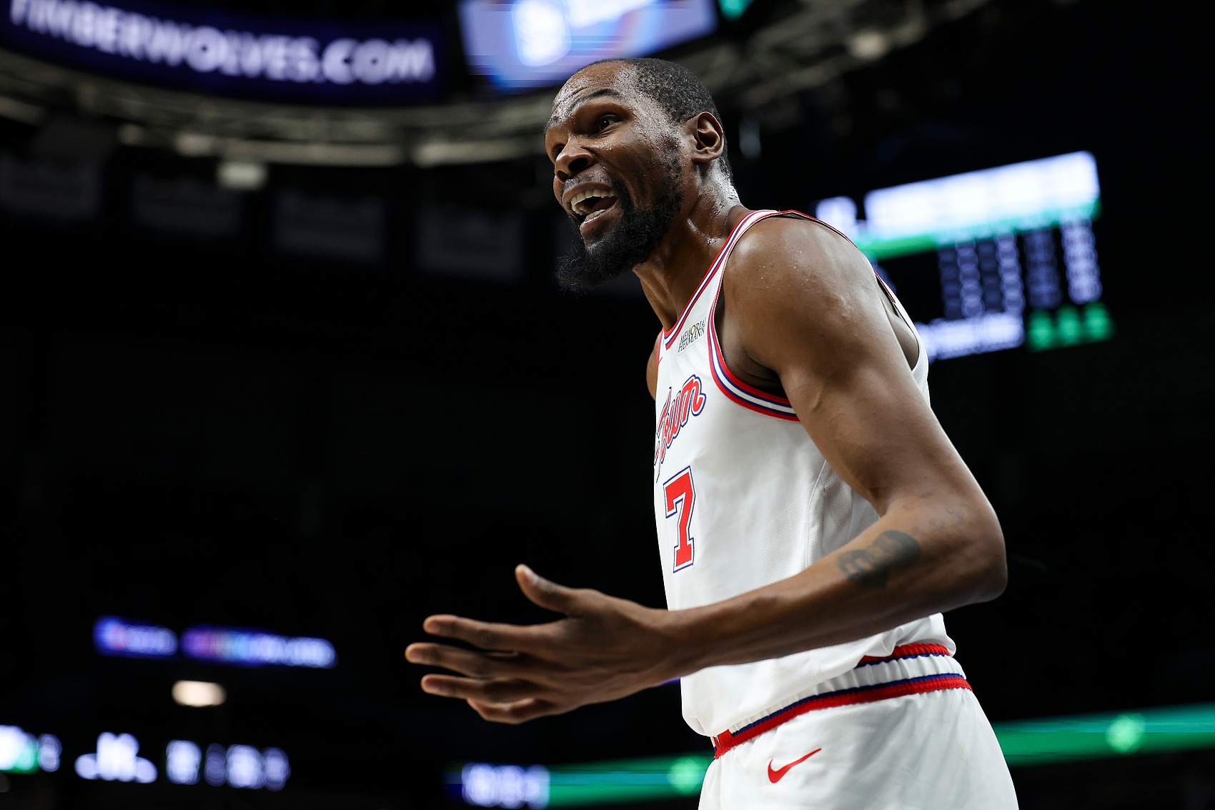 开云app-如何应对严密防守？KD：加强对抗&amp;放慢节奏 我拿到球就任我摆布了